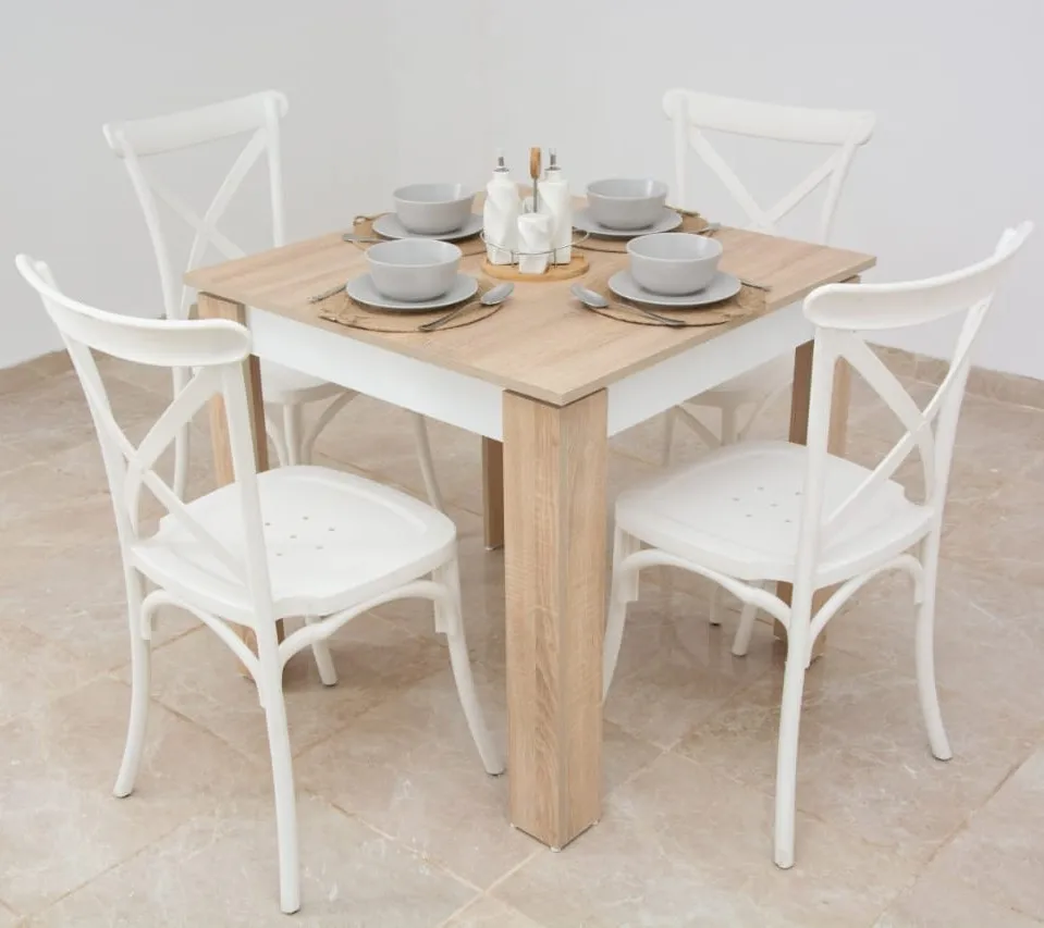 Table avec 4 Chaises