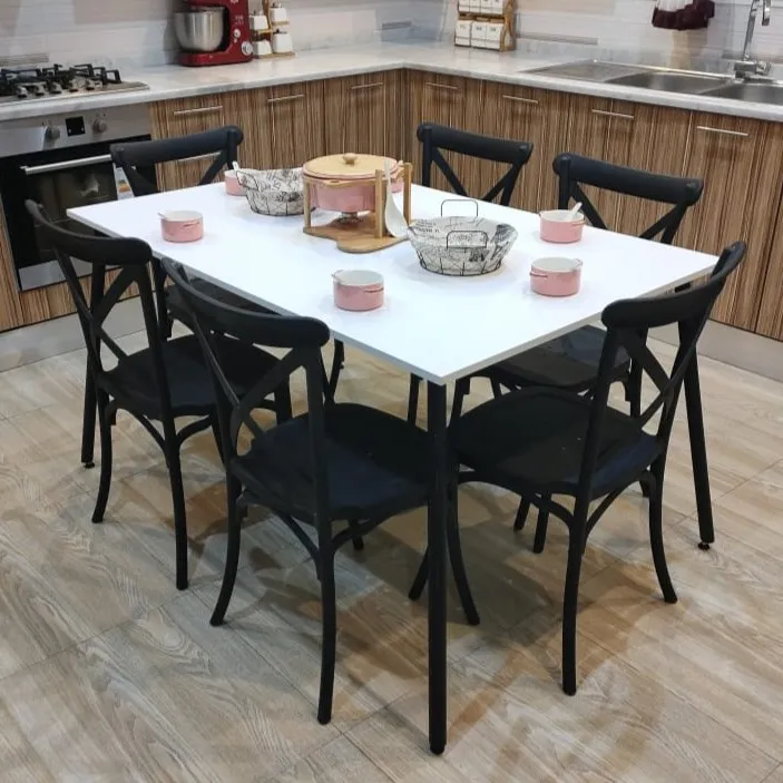 Table avec 6 Chaises