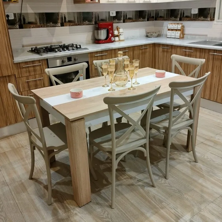 Table avec 6 Chaises