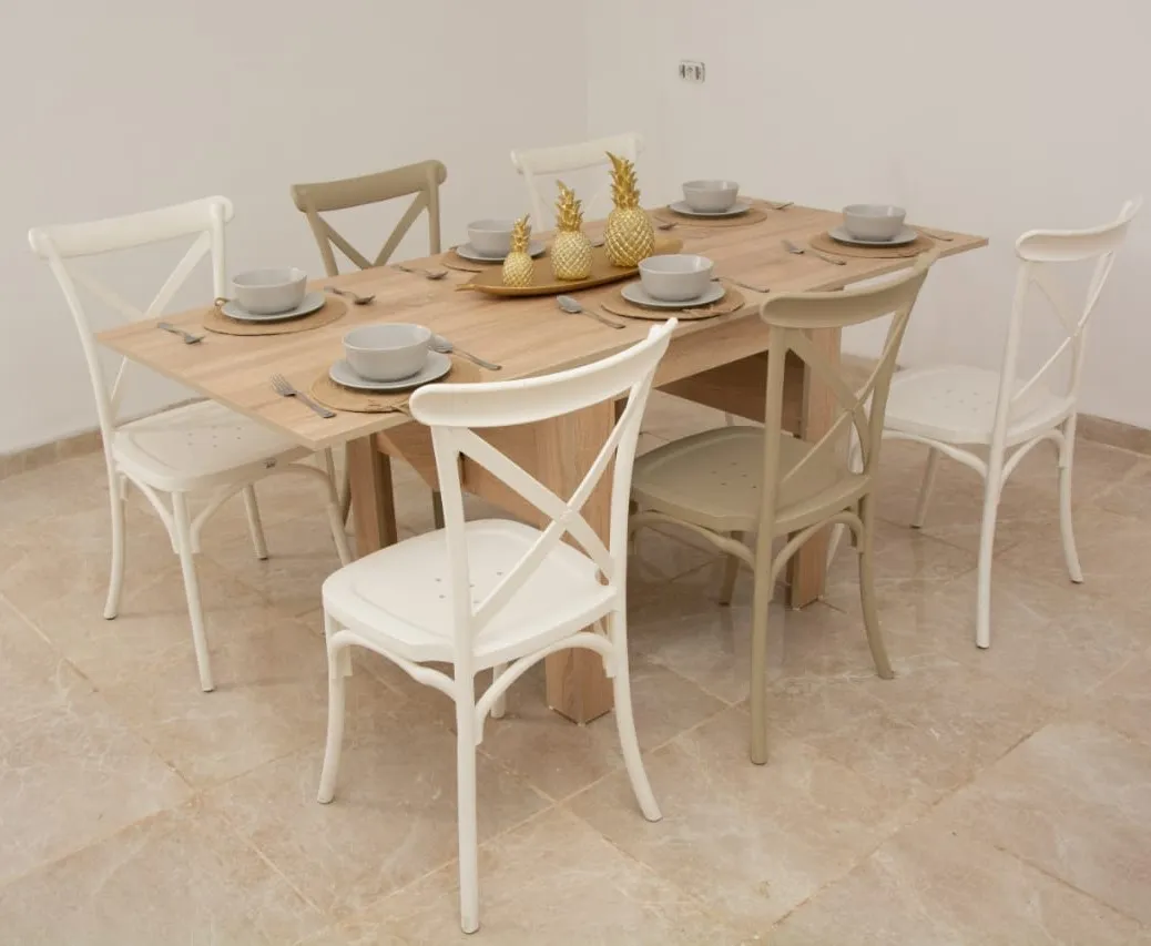Table avec 8 Chaises